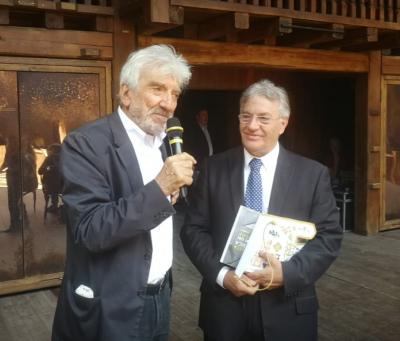 Lattore Gigi Proietti e il presidente Giampiero Feliciotti presentano il gemellaggio copia
